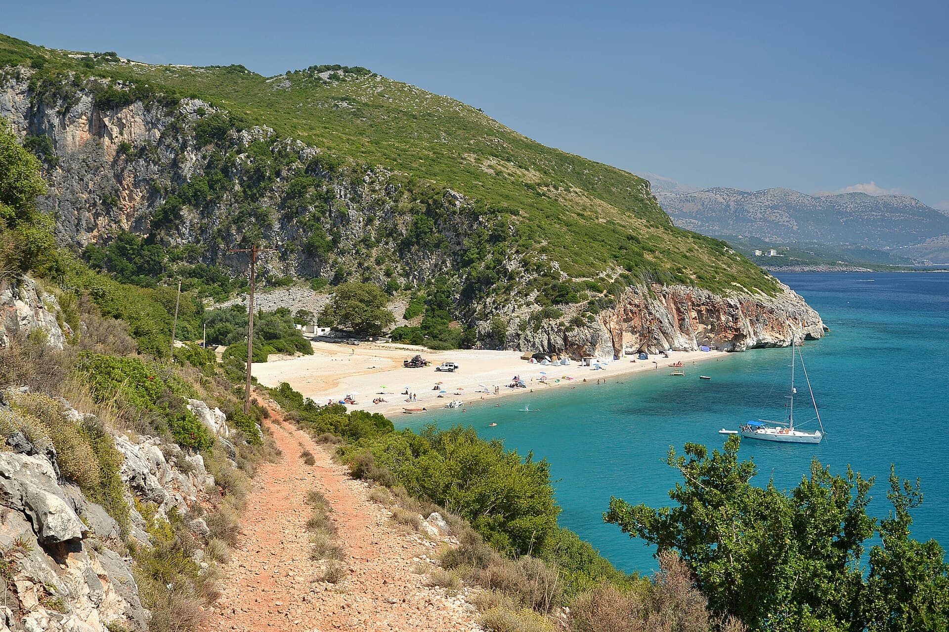 Praia de Gjipe, enseada na Riviera albanesa